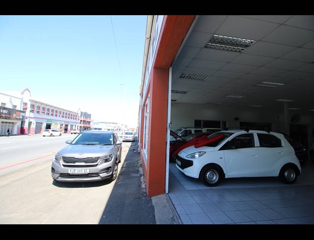 1,214M² RETAIL FOR SALE IN EAST LONDON CENTRAL